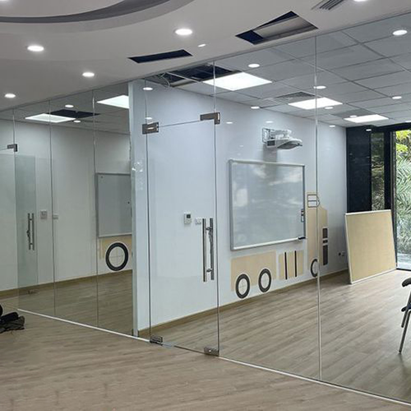 Cửa kính cường lực Đà Nẵng cua kinh cuong luc da nang 1