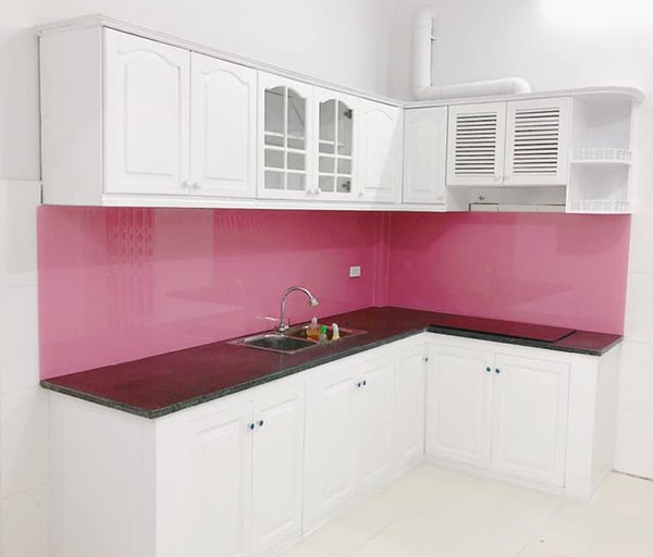 Mẫu kính ốp bếp Đà Nẵng kinh op bep menh hoa 1