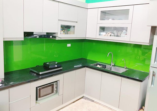 Mẫu kính ốp bếp Đà Nẵng kinh op bep menh moc 1